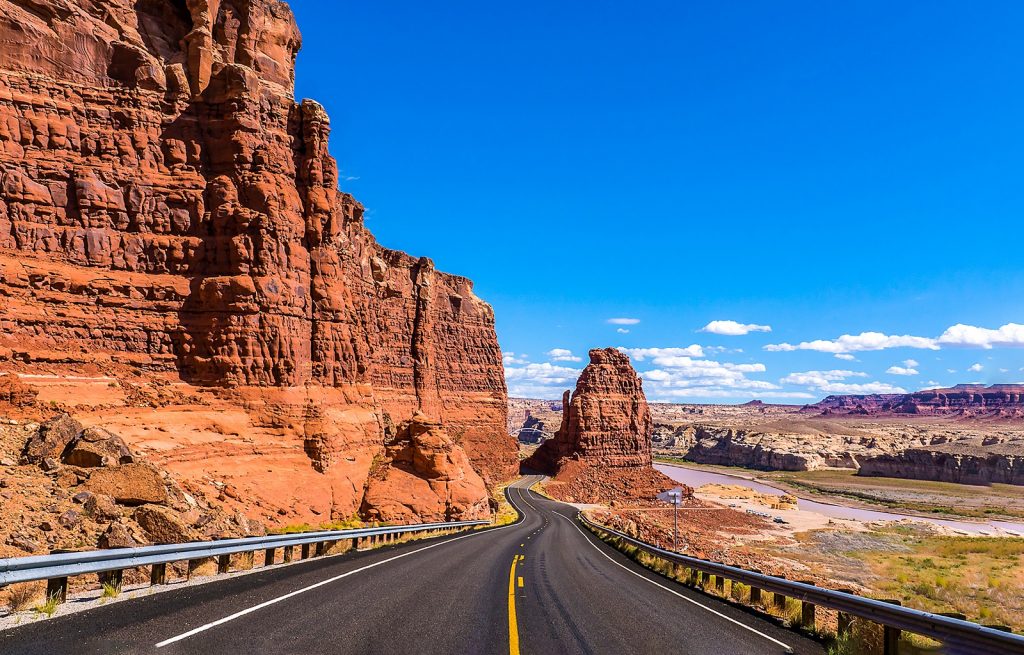 4 Best Road Trips to Take in the USA as a Solo Traveler 2